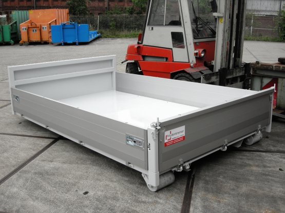 HÜLLENKREMER Containerbau NRW - City Container-Kippaufbau mit Aluminium-Bordwänden