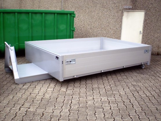 HÜLLENKREMER Containerbau NRW - City Container-Kippaufbau mit Aluminium-Bordwänden