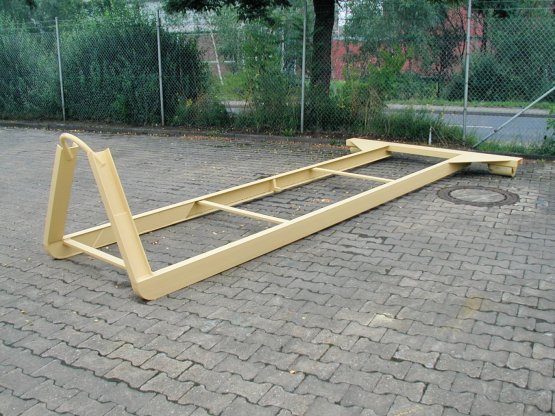 HÜLLENKREMER Containerbau NRW - City Container-Unterrahmen mit fester Rollenkonsole