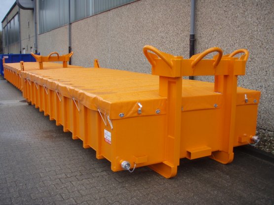 HÜLLENKREMER Containerbau NRW - Entwässerungscontainer - Entwässerungs-Abrollcontainer mit Lochblechen und Roll-Planenabdeckung