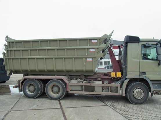 HÜLLENKREMER Containerbau NRW - Stapelcontainer 107° mit Entleerungsklappe