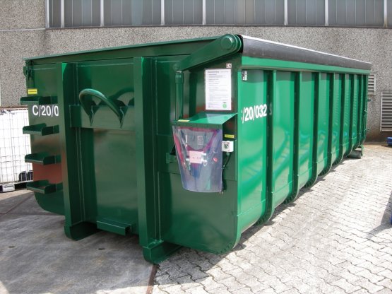 HÜLLENKREMER Containerbau NRW - Abrollcontainer mit Klappdach, Elektrohydraulik