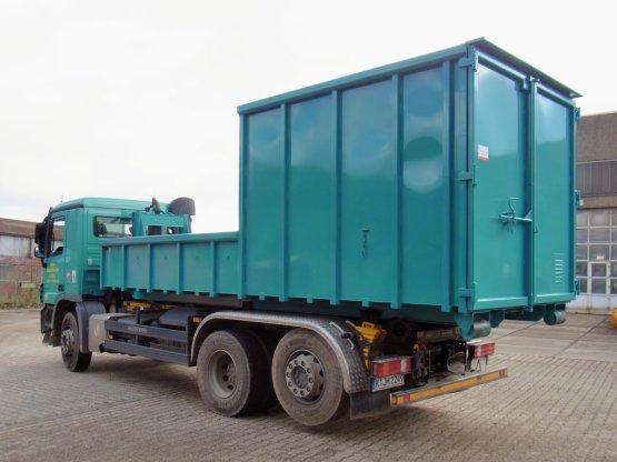 HÜLLENKREMER Containerbau NRW - Sondercontainer - Kombinierter Magazin-Abrollcontainer mit stirnseitig offenem Containerbereich, Inhalt ca. 6/16 m³